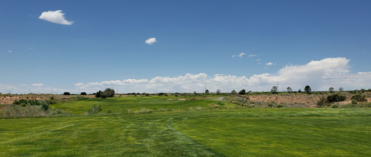 Twin Warriors Golf Hole #1 Picture